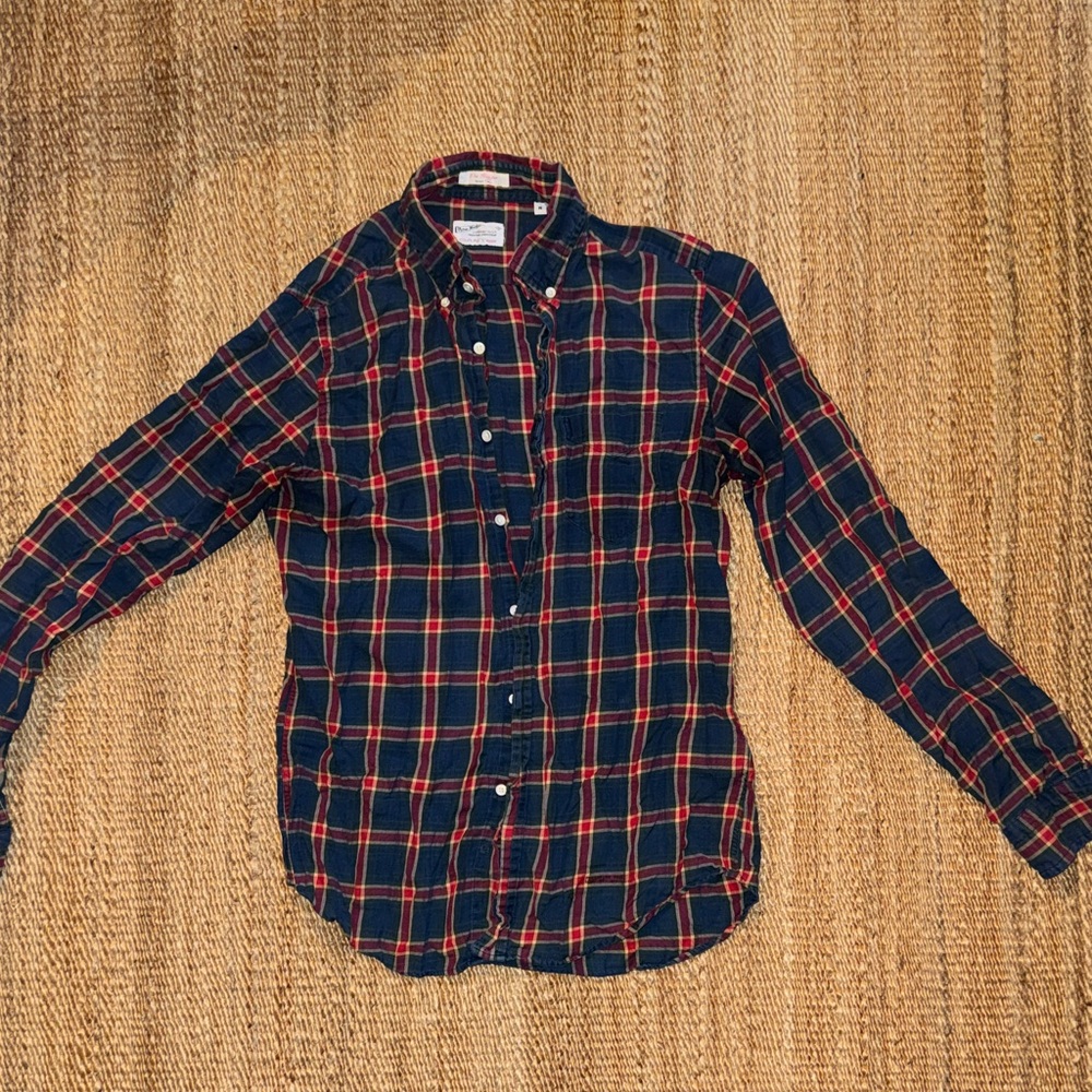 Gant Men's Checkered Shirt in Navy and Red